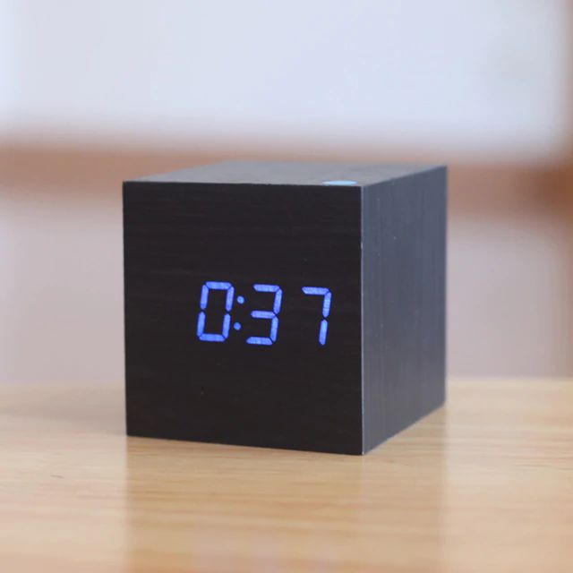 Elektroniczny Zegar LED | Zegar Stołowy-Desk Clock-Polizatto